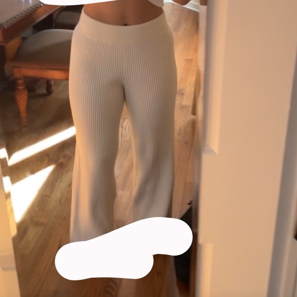 AERIE SWEATER & PANTS SET - Picture 6 of 6